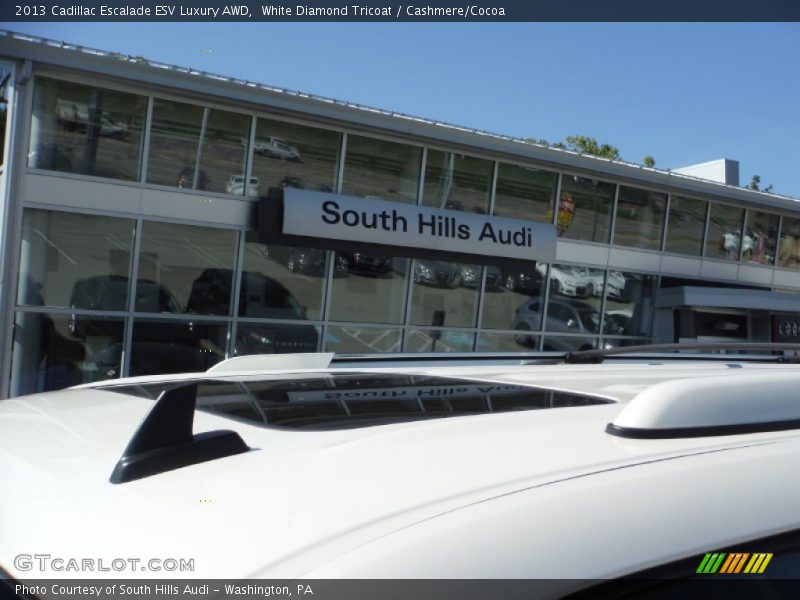 White Diamond Tricoat / Cashmere/Cocoa 2013 Cadillac Escalade ESV Luxury AWD