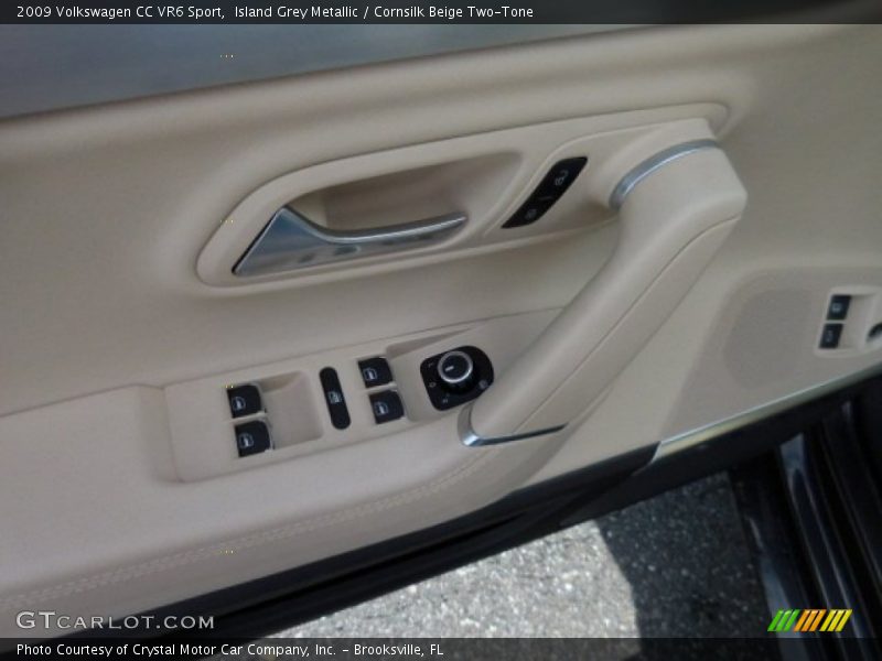 Island Grey Metallic / Cornsilk Beige Two-Tone 2009 Volkswagen CC VR6 Sport