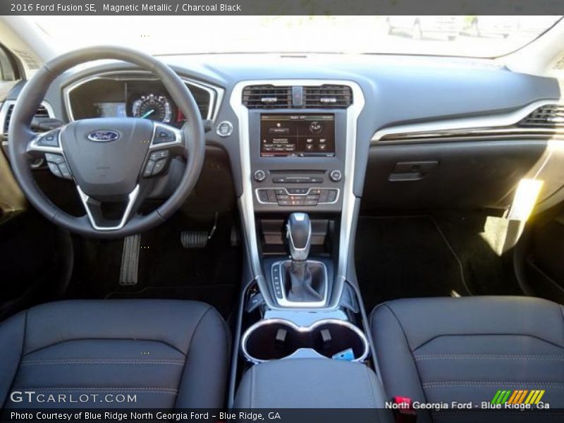 Magnetic Metallic / Charcoal Black 2016 Ford Fusion SE