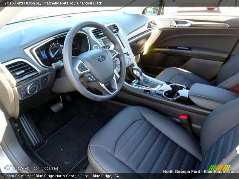 Magnetic Metallic / Charcoal Black 2016 Ford Fusion SE