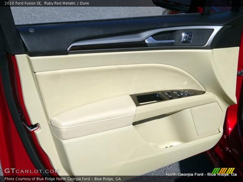 Ruby Red Metallic / Dune 2016 Ford Fusion SE