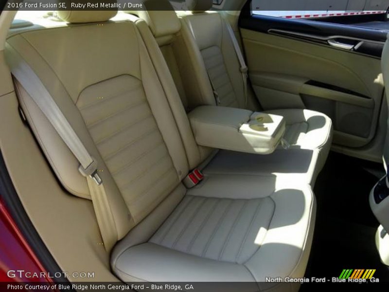 Ruby Red Metallic / Dune 2016 Ford Fusion SE