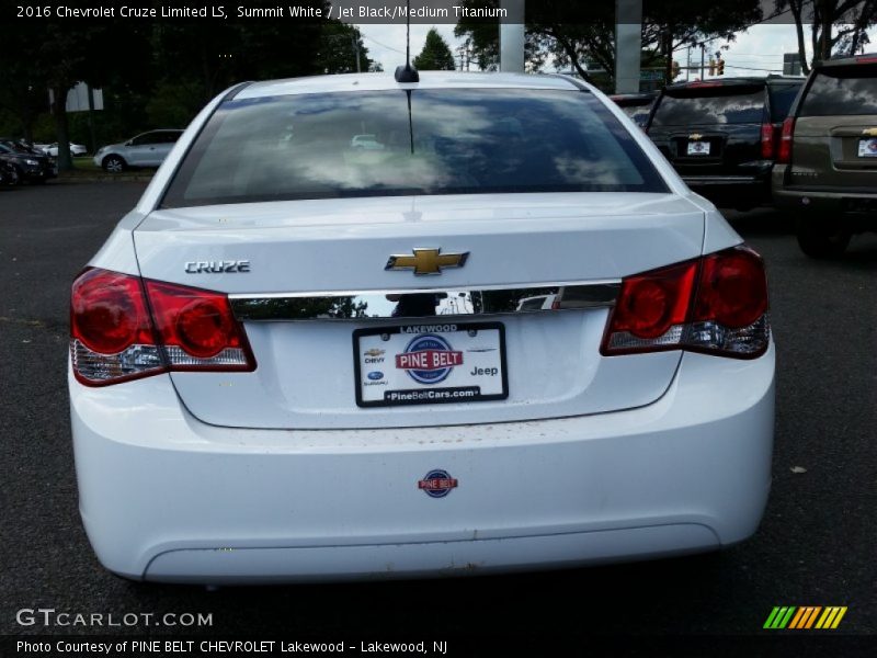 Summit White / Jet Black/Medium Titanium 2016 Chevrolet Cruze Limited LS
