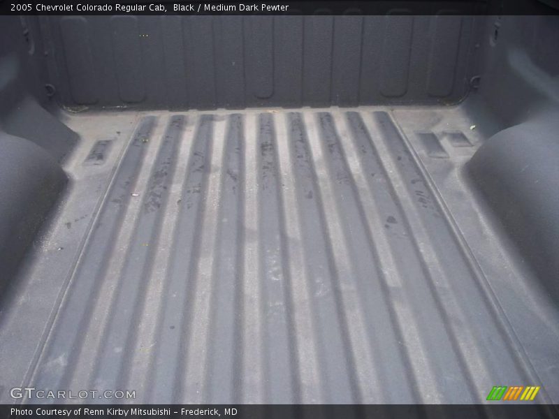 Black / Medium Dark Pewter 2005 Chevrolet Colorado Regular Cab