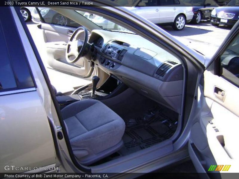 Desert Sand Mica / Taupe 2003 Toyota Camry LE