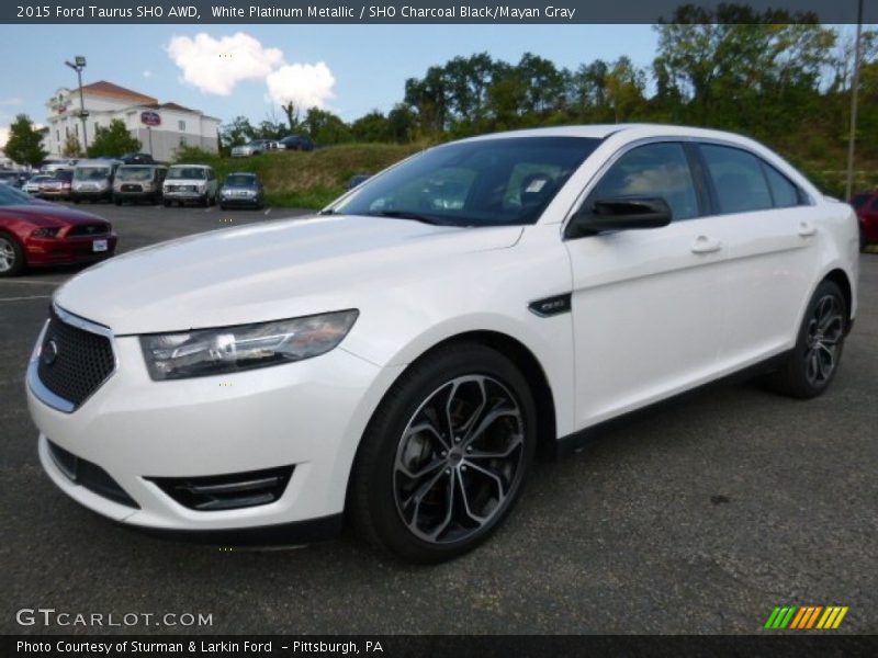 Front 3/4 View of 2015 Taurus SHO AWD