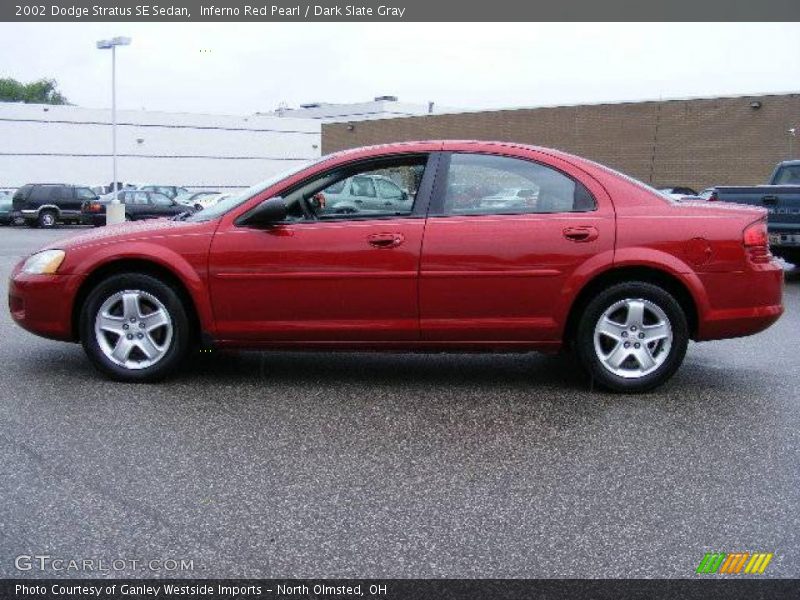 Inferno Red Pearl / Dark Slate Gray 2002 Dodge Stratus SE Sedan