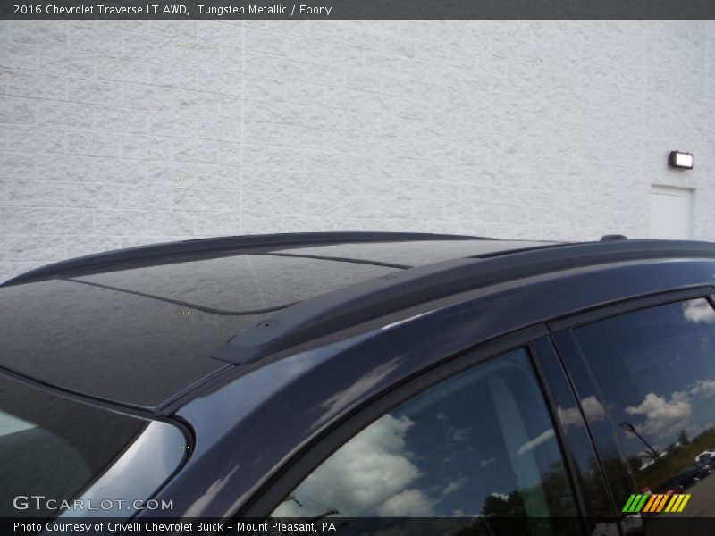 Tungsten Metallic / Ebony 2016 Chevrolet Traverse LT AWD
