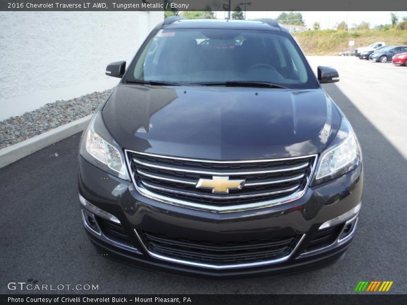 Tungsten Metallic / Ebony 2016 Chevrolet Traverse LT AWD