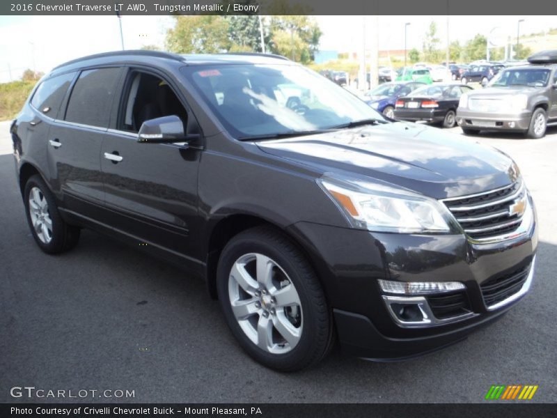 Tungsten Metallic / Ebony 2016 Chevrolet Traverse LT AWD