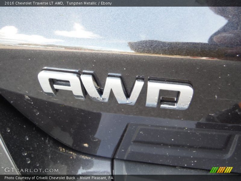 Tungsten Metallic / Ebony 2016 Chevrolet Traverse LT AWD