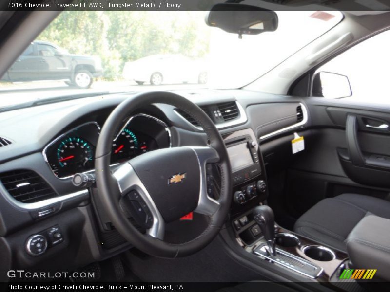 Tungsten Metallic / Ebony 2016 Chevrolet Traverse LT AWD