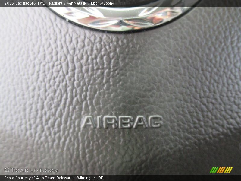 Radiant Silver Metallic / Ebony/Ebony 2015 Cadillac SRX FWD