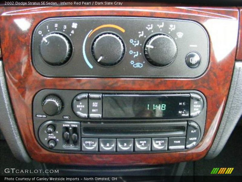 Inferno Red Pearl / Dark Slate Gray 2002 Dodge Stratus SE Sedan