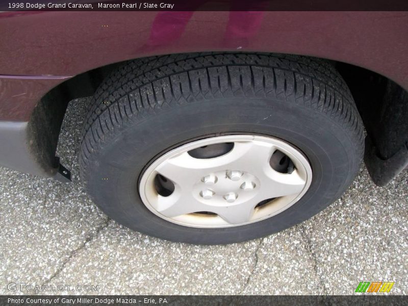 Maroon Pearl / Slate Gray 1998 Dodge Grand Caravan