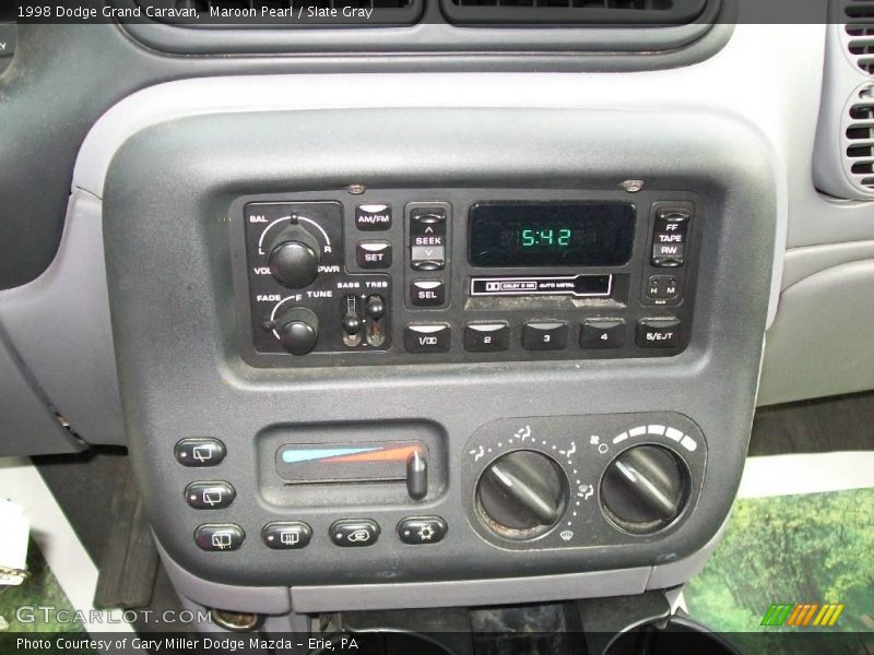 Maroon Pearl / Slate Gray 1998 Dodge Grand Caravan