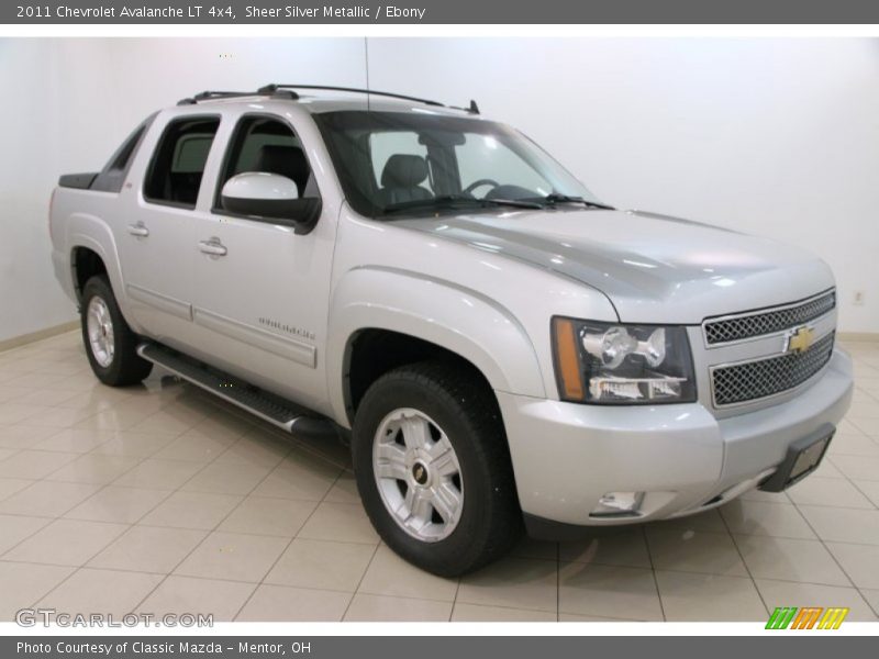 Sheer Silver Metallic / Ebony 2011 Chevrolet Avalanche LT 4x4