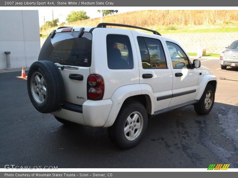 Stone White / Medium Slate Gray 2007 Jeep Liberty Sport 4x4