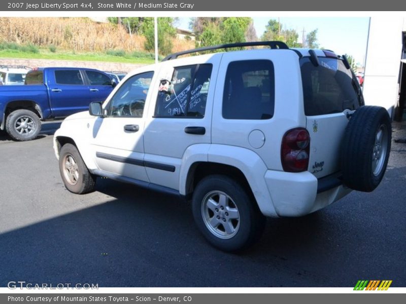 Stone White / Medium Slate Gray 2007 Jeep Liberty Sport 4x4