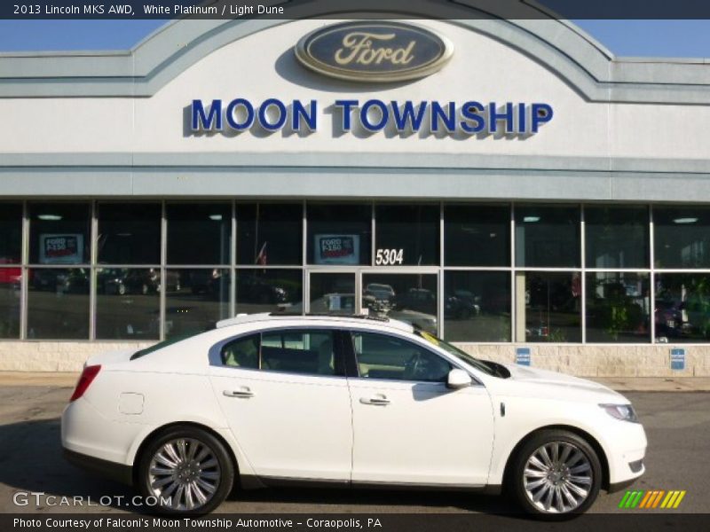 White Platinum / Light Dune 2013 Lincoln MKS AWD
