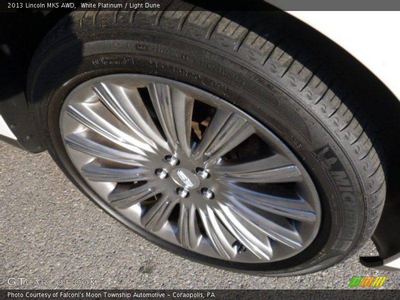 White Platinum / Light Dune 2013 Lincoln MKS AWD