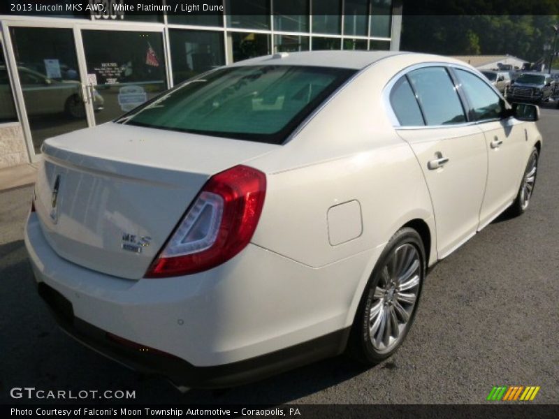 White Platinum / Light Dune 2013 Lincoln MKS AWD
