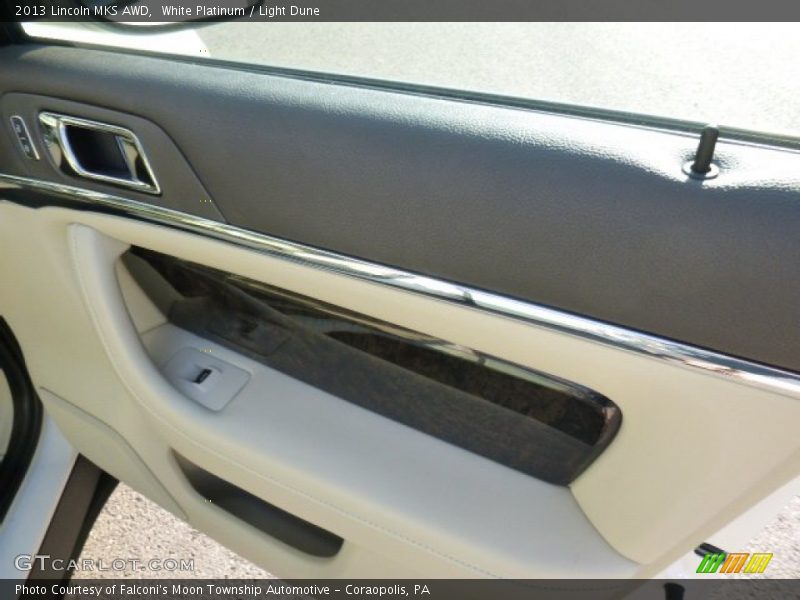 White Platinum / Light Dune 2013 Lincoln MKS AWD