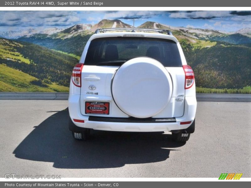 Super White / Sand Beige 2012 Toyota RAV4 I4 4WD
