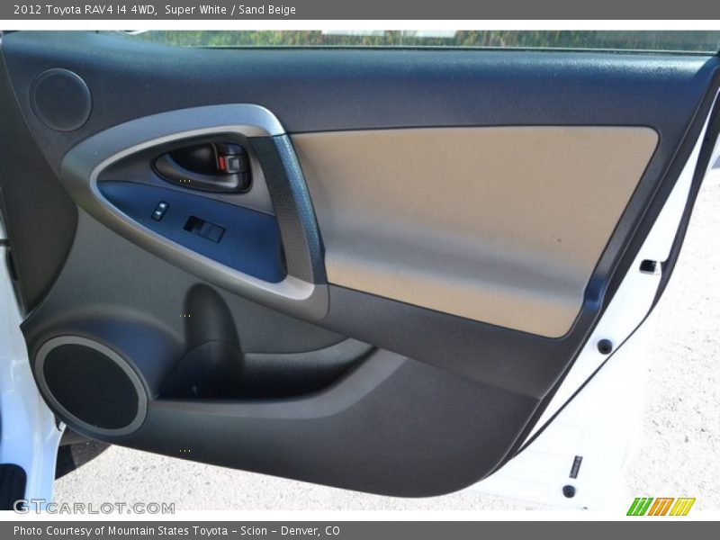 Super White / Sand Beige 2012 Toyota RAV4 I4 4WD