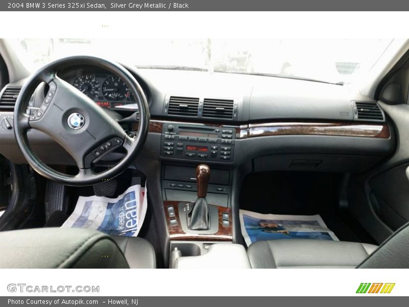 Silver Grey Metallic / Black 2004 BMW 3 Series 325xi Sedan