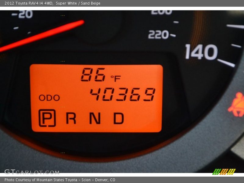 Super White / Sand Beige 2012 Toyota RAV4 I4 4WD