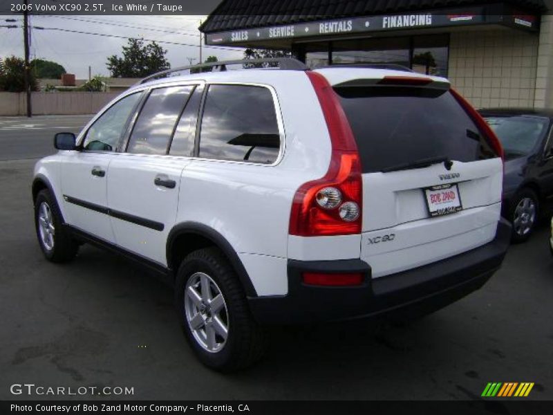 Ice White / Taupe 2006 Volvo XC90 2.5T
