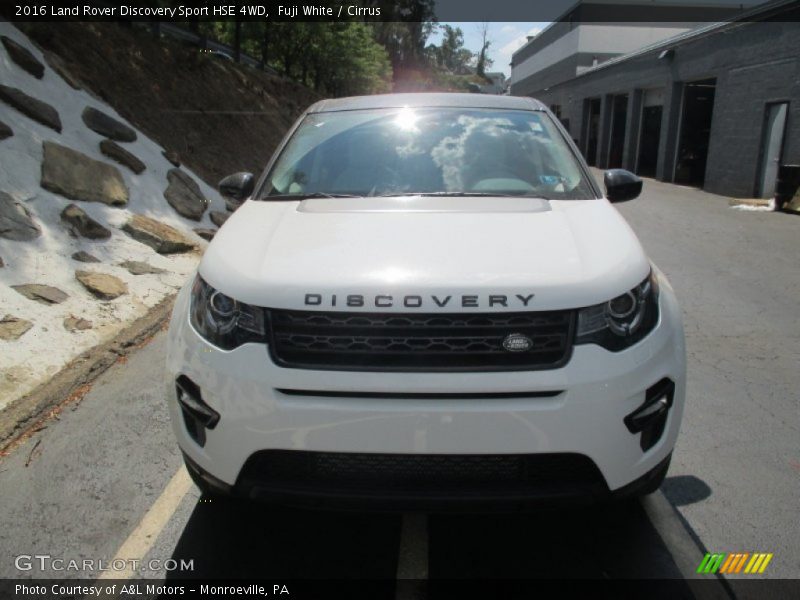 Fuji White / Cirrus 2016 Land Rover Discovery Sport HSE 4WD