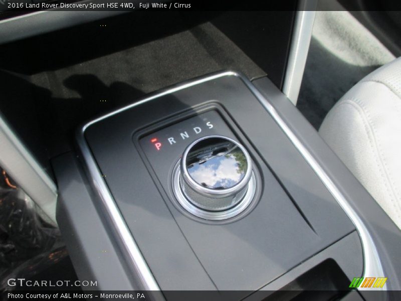 Fuji White / Cirrus 2016 Land Rover Discovery Sport HSE 4WD