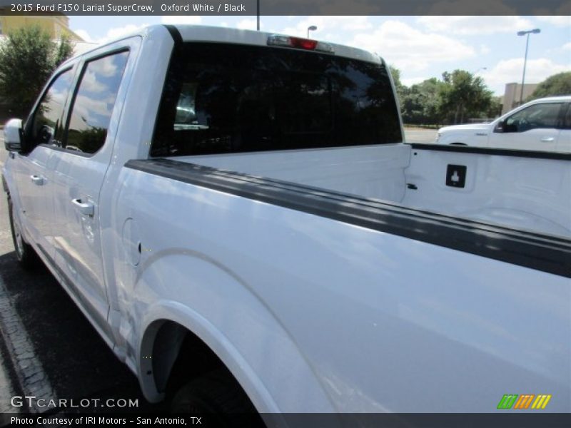Oxford White / Black 2015 Ford F150 Lariat SuperCrew