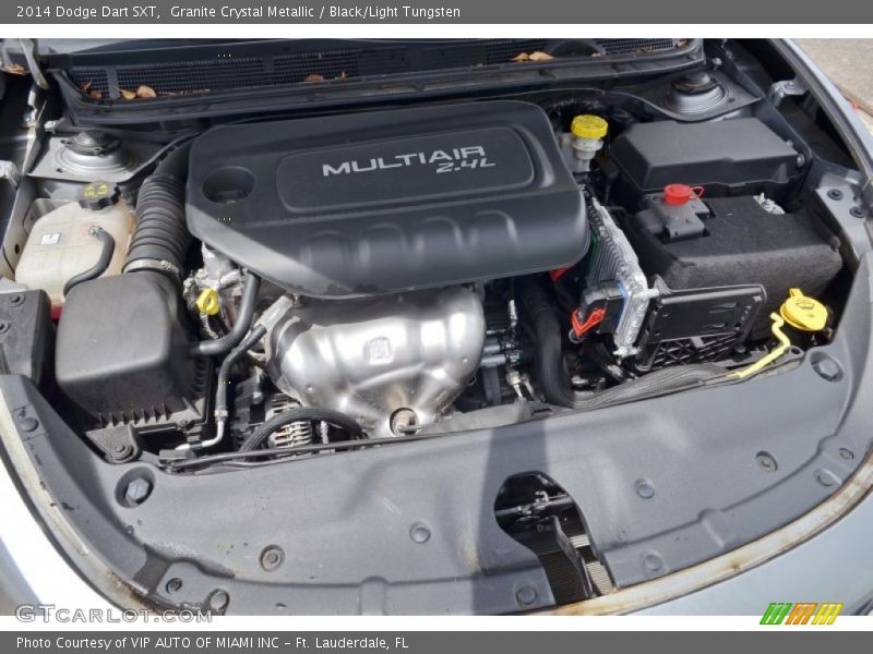 Granite Crystal Metallic / Black/Light Tungsten 2014 Dodge Dart SXT