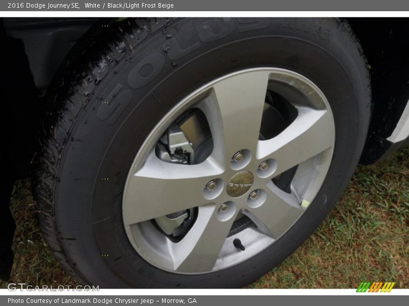 White / Black/Light Frost Beige 2016 Dodge Journey SE