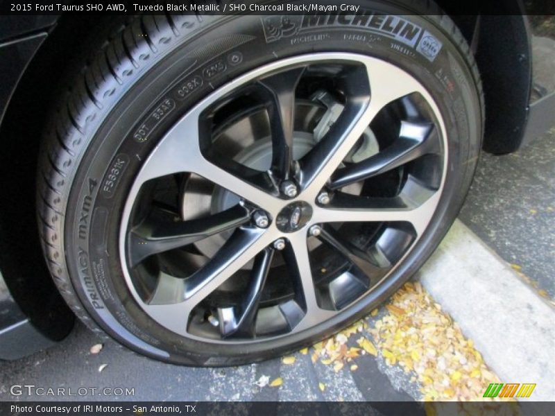  2015 Taurus SHO AWD Wheel