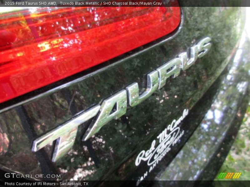 Tuxedo Black Metallic / SHO Charcoal Black/Mayan Gray 2015 Ford Taurus SHO AWD