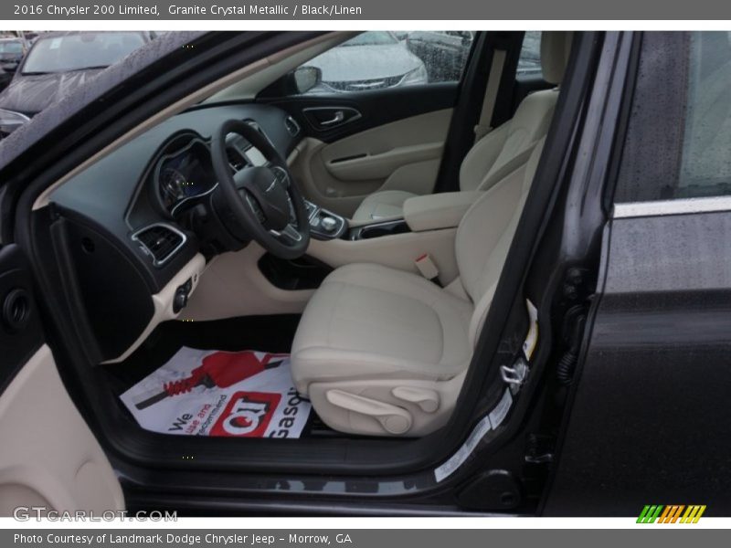 Granite Crystal Metallic / Black/Linen 2016 Chrysler 200 Limited