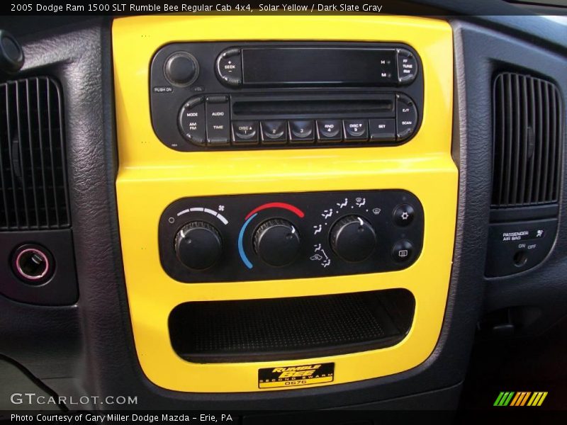 Solar Yellow / Dark Slate Gray 2005 Dodge Ram 1500 SLT Rumble Bee Regular Cab 4x4