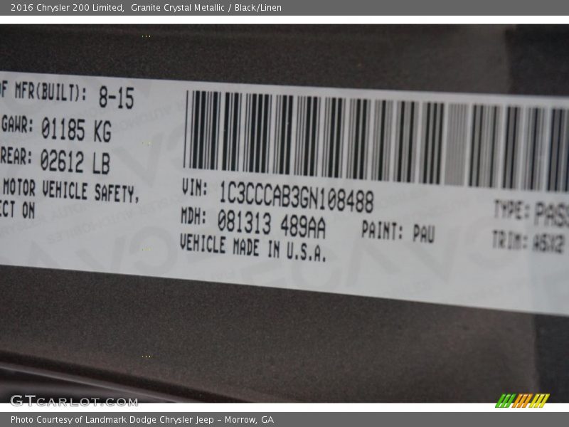 Granite Crystal Metallic / Black/Linen 2016 Chrysler 200 Limited