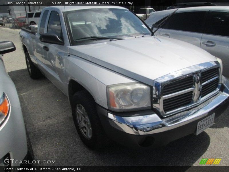 Bright Silver Metallic / Medium Slate Gray 2005 Dodge Dakota SLT Club Cab