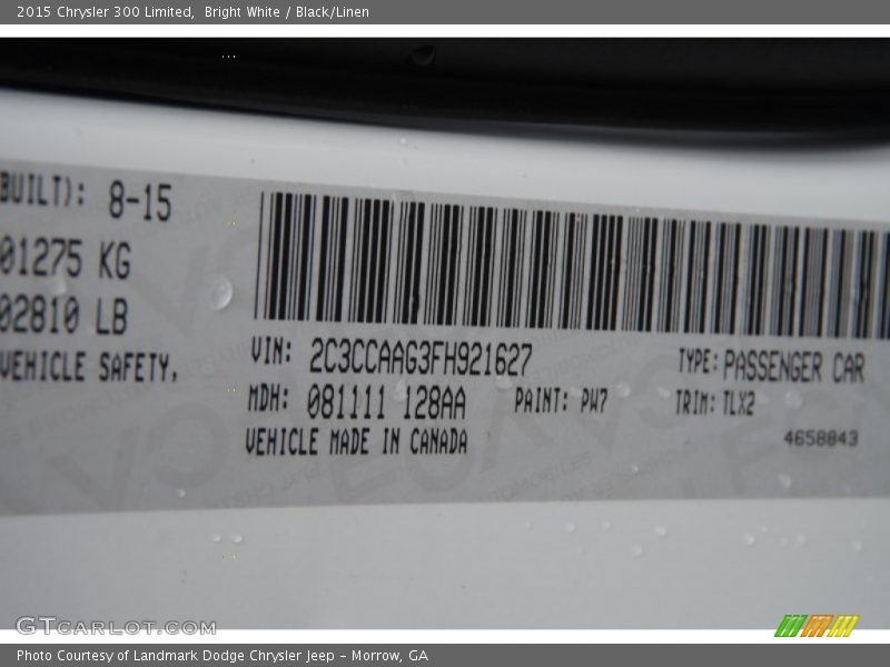 Bright White / Black/Linen 2015 Chrysler 300 Limited