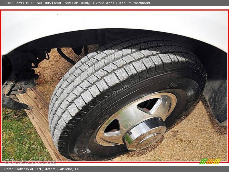 Oxford White / Medium Parchment 2002 Ford F350 Super Duty Lariat Crew Cab Dually