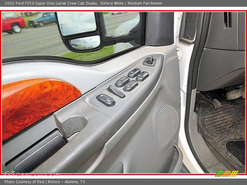 Oxford White / Medium Parchment 2002 Ford F350 Super Duty Lariat Crew Cab Dually