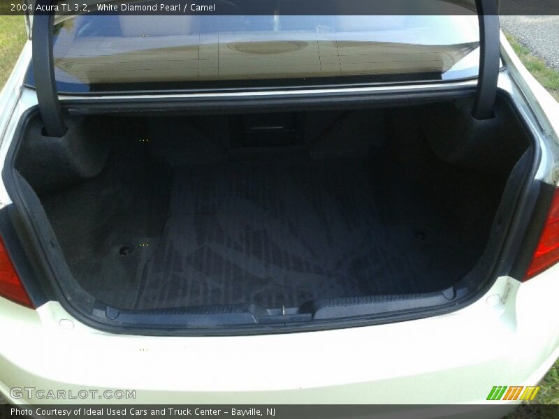 White Diamond Pearl / Camel 2004 Acura TL 3.2