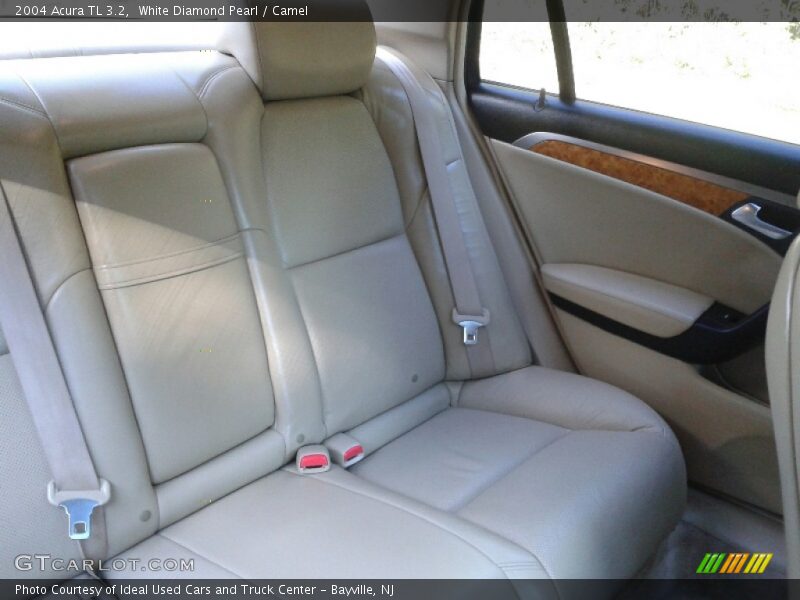 White Diamond Pearl / Camel 2004 Acura TL 3.2