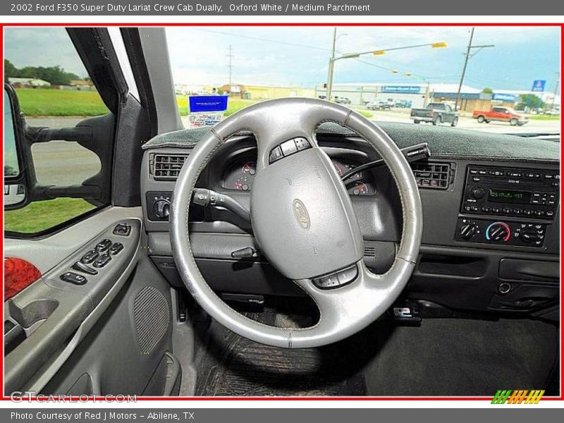 Oxford White / Medium Parchment 2002 Ford F350 Super Duty Lariat Crew Cab Dually