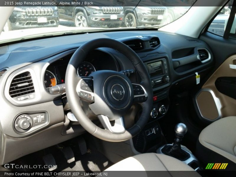 Alpine White / Black 2015 Jeep Renegade Latitude